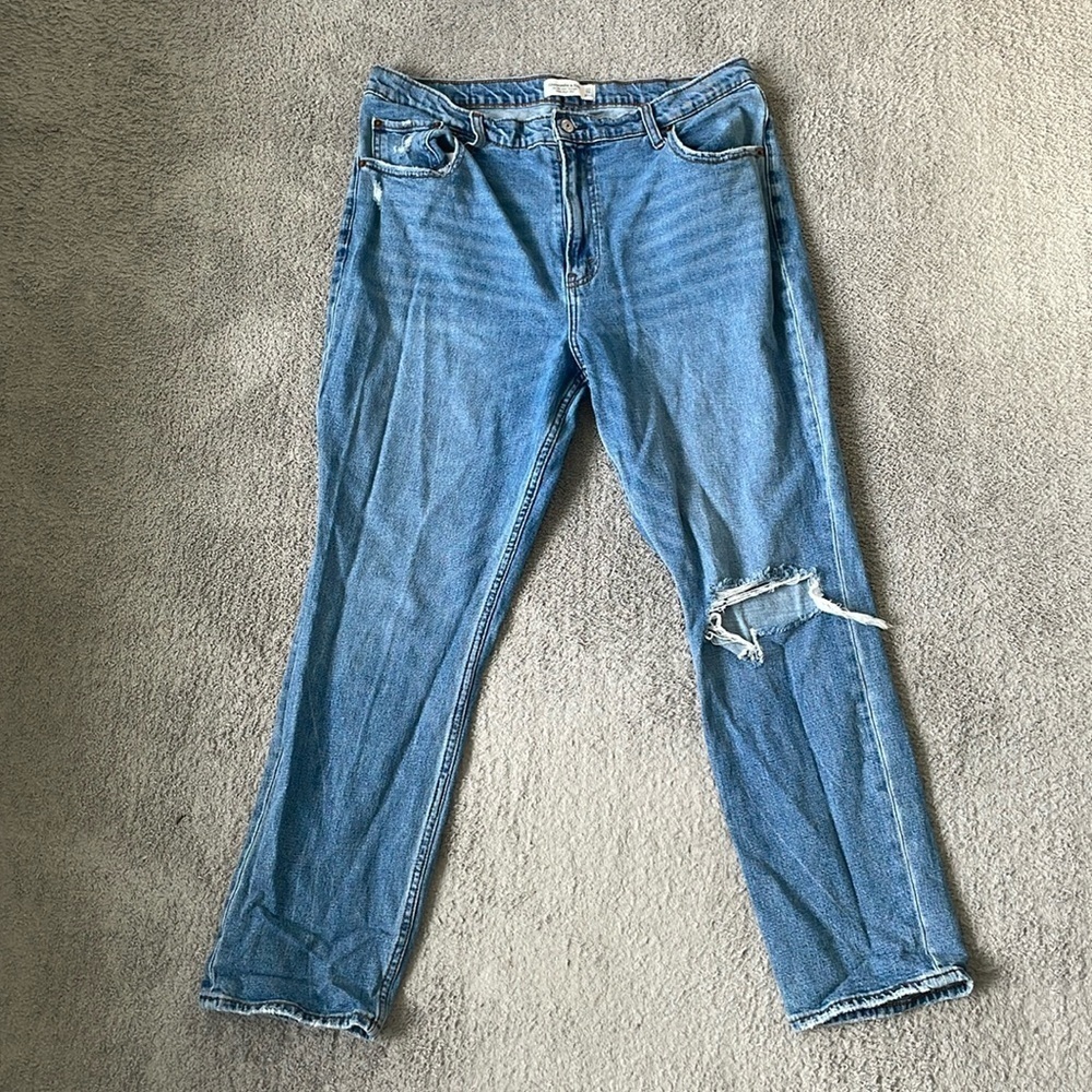 EC Abercrombie & Fitch The 90's Slim Straight Ultra High Rise  - Size 16S